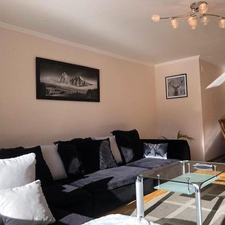 Appartement Plein coeur de Montana avec parking au pied du ski-lift! à Crans-Montana Extérieur photo