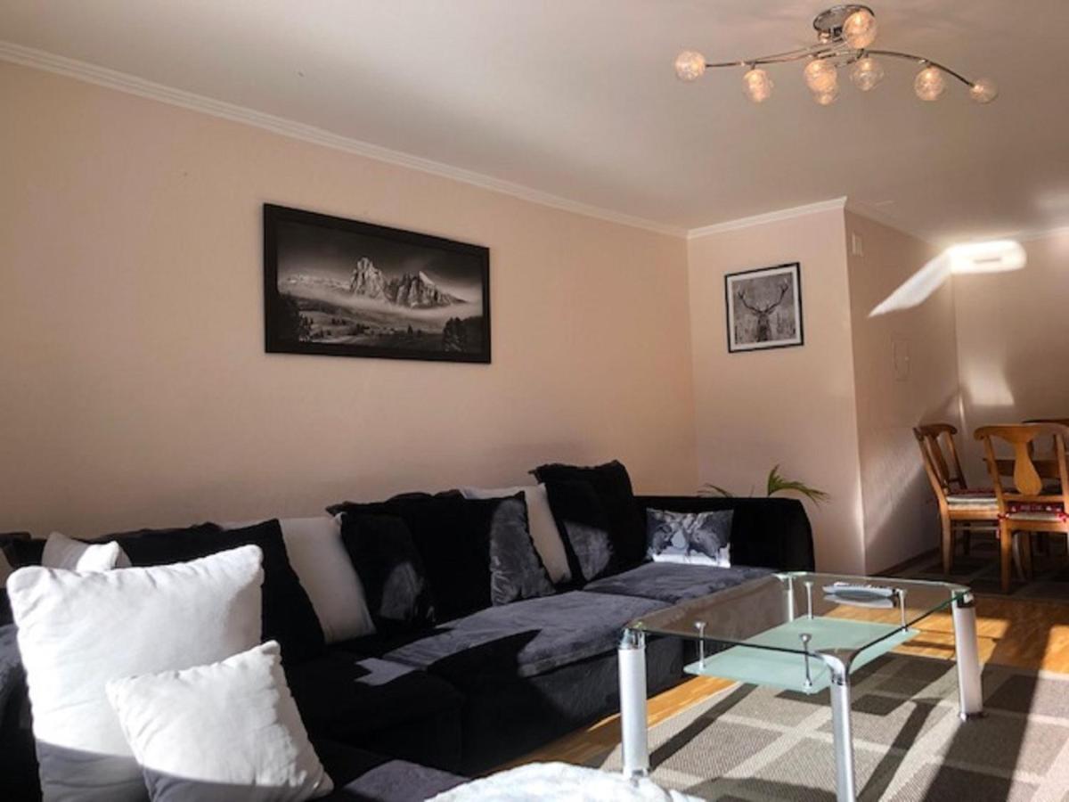 Appartement Plein coeur de Montana avec parking au pied du ski-lift! à Crans-Montana Extérieur photo
